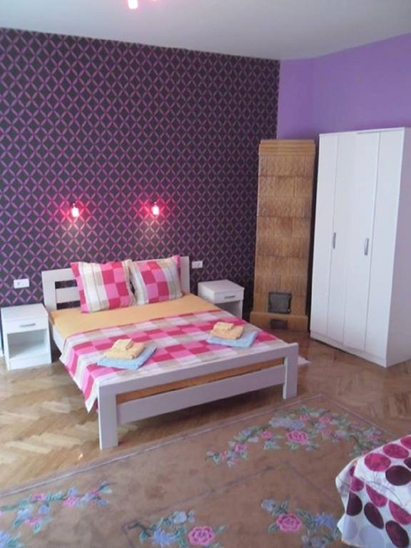 Family Top Rooms Bela Lada Sobe Novi Sad Bagian luar foto